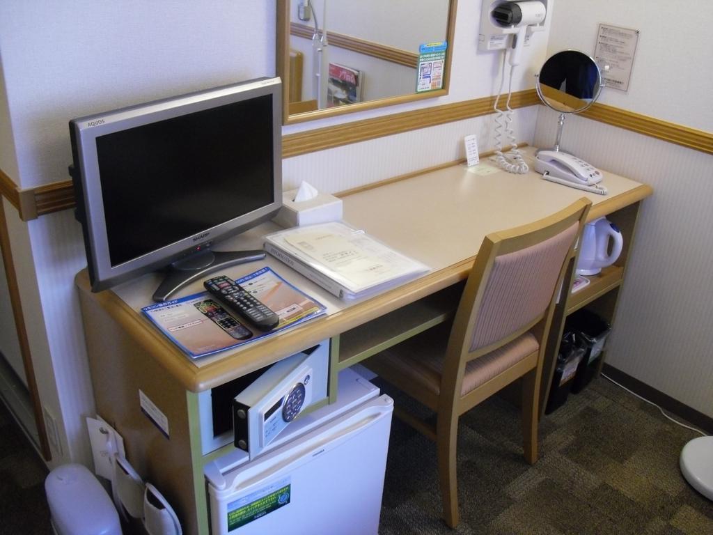 Toyoko Inn Shin-Osaka-Eki Higashi-Guchi Ngoại thất bức ảnh